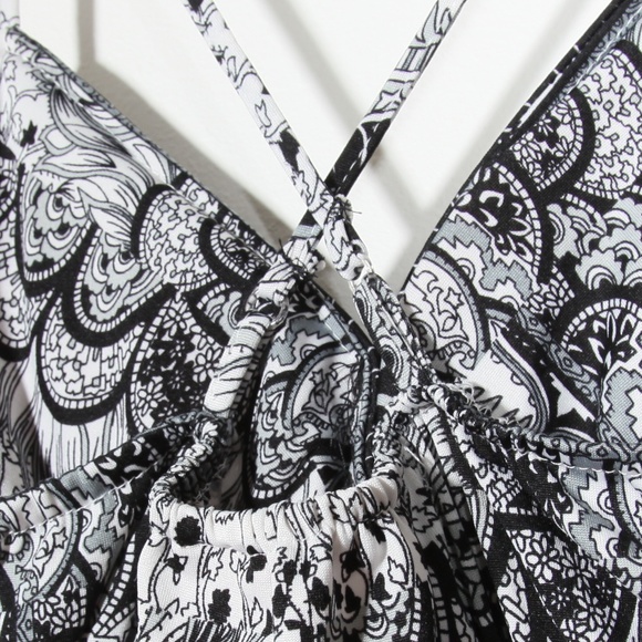 She's Cool Abstract Print Maxi Dress - Picture 5 of 5